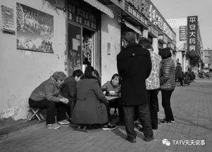 市井拍照吃瓜图片高清,高清镜头下的吃瓜众生相