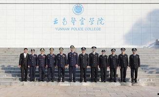 云南警官学院吃瓜,揭秘校园内幕，真相大白！