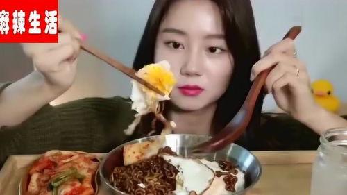 喝水吃瓜吃饼的韩姐姐,喝水吃瓜吃饼的悠闲时光