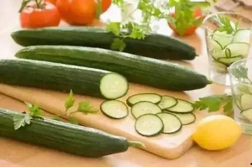 吃瓜涩涩,揭秘娱乐圈背后的酸甜苦辣